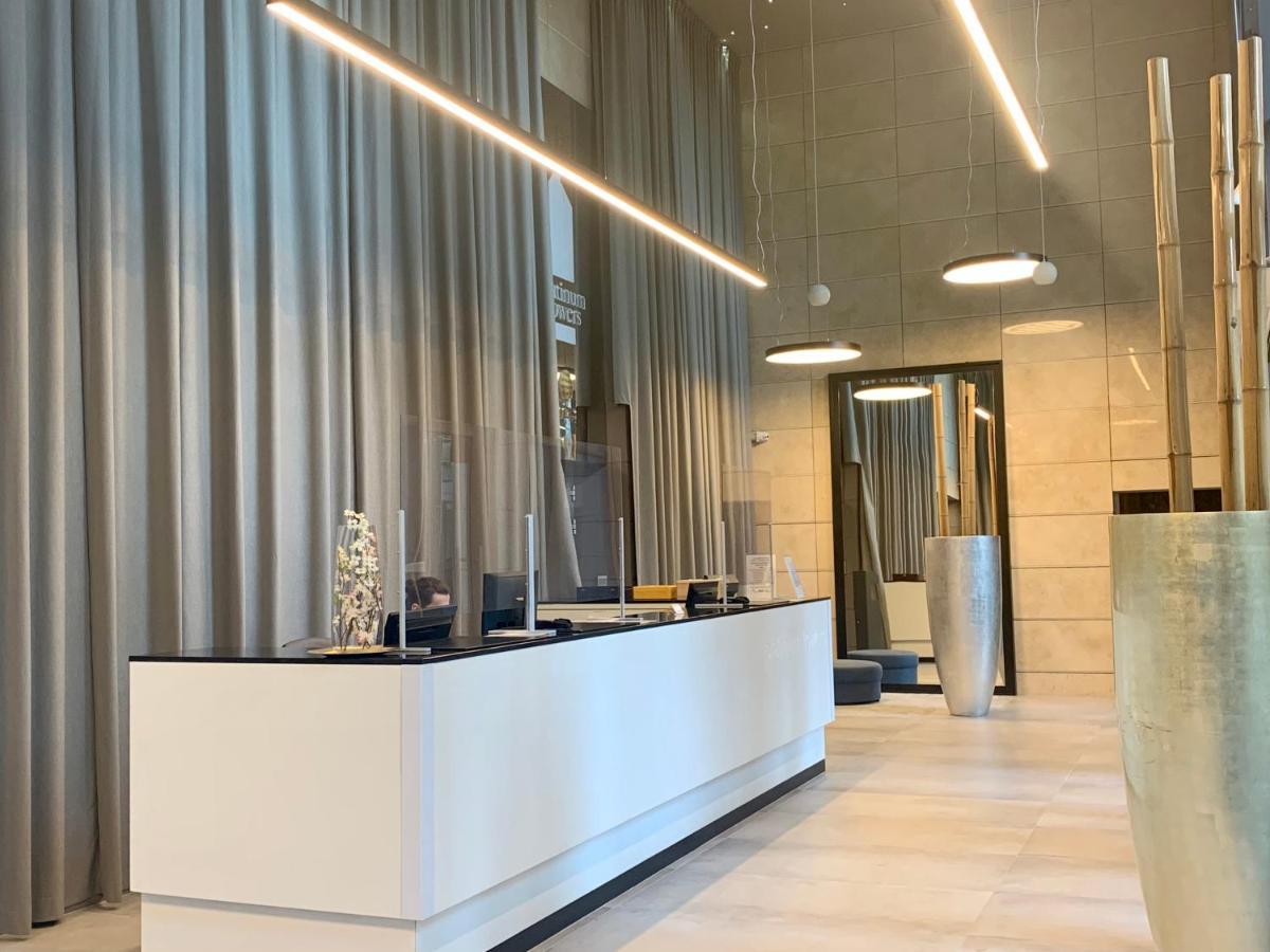 Platinum Tower Green Star Apart Apartamento Varsóvia Exterior foto